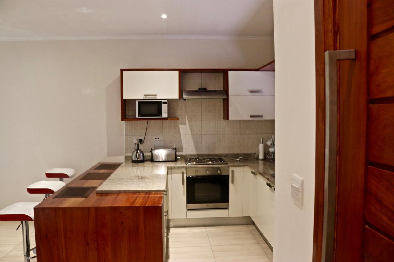Amb Apartments ルサカ エクステリア 写真