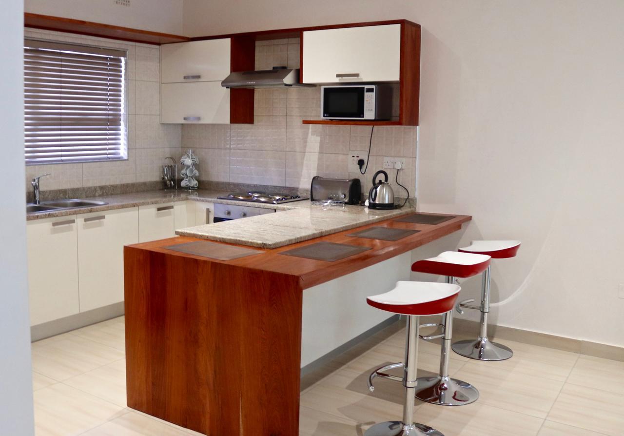 Amb Apartments ルサカ エクステリア 写真